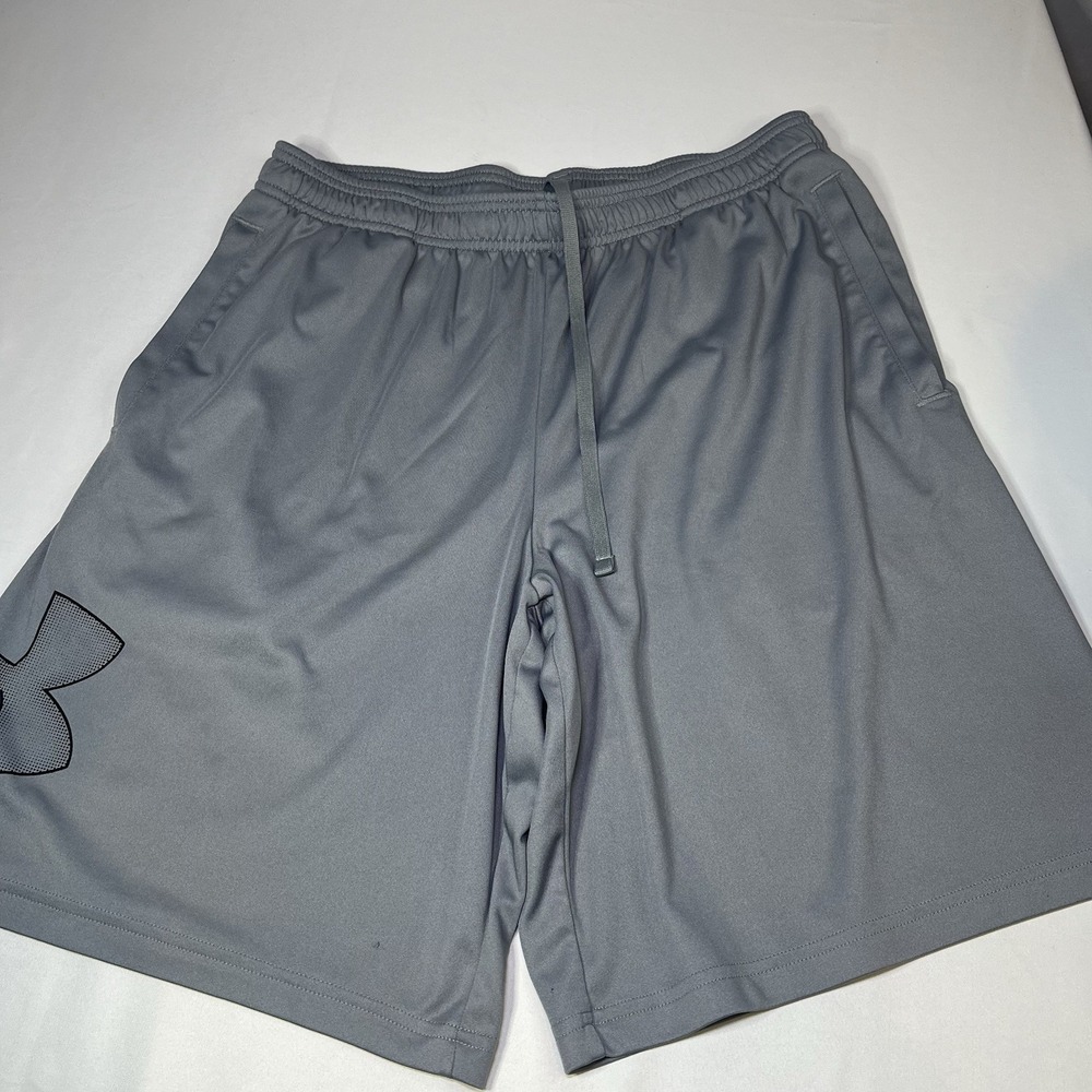 Under Armour Shorts Men's Sz Large Gray Loose Fit Activewear Workout Gym